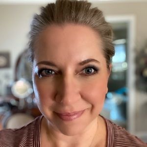 Meet your Posher, Lynn